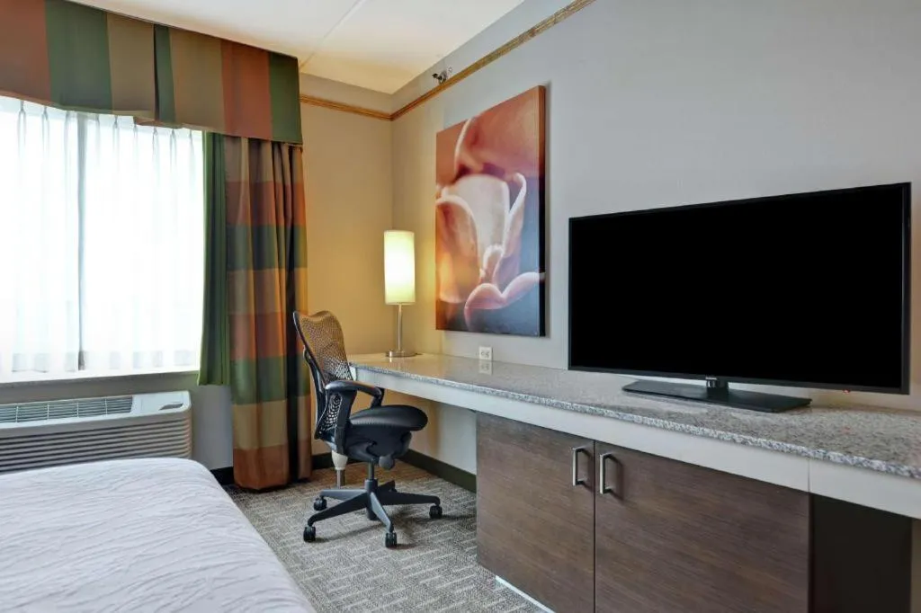 Bed in Hilton Garden Inn Appleton/Kimberly