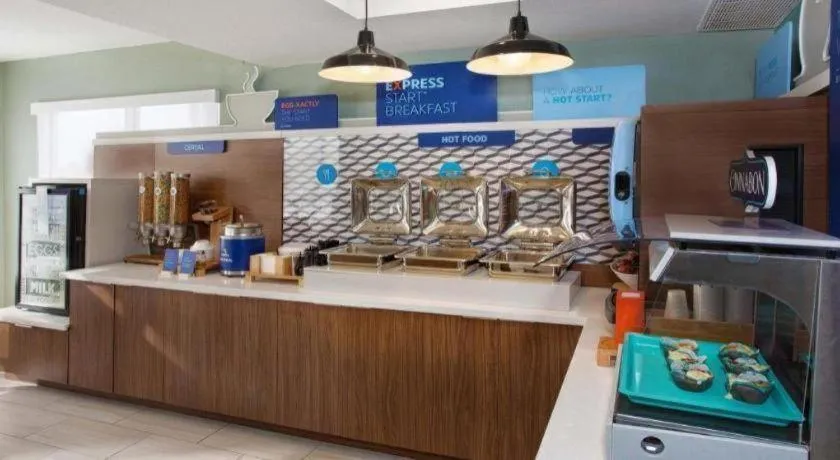 Holiday Inn Express Hotel & Suites Port Charlotte