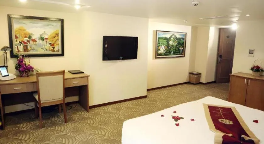 Bed in Lenid De Ho Guom Hotel