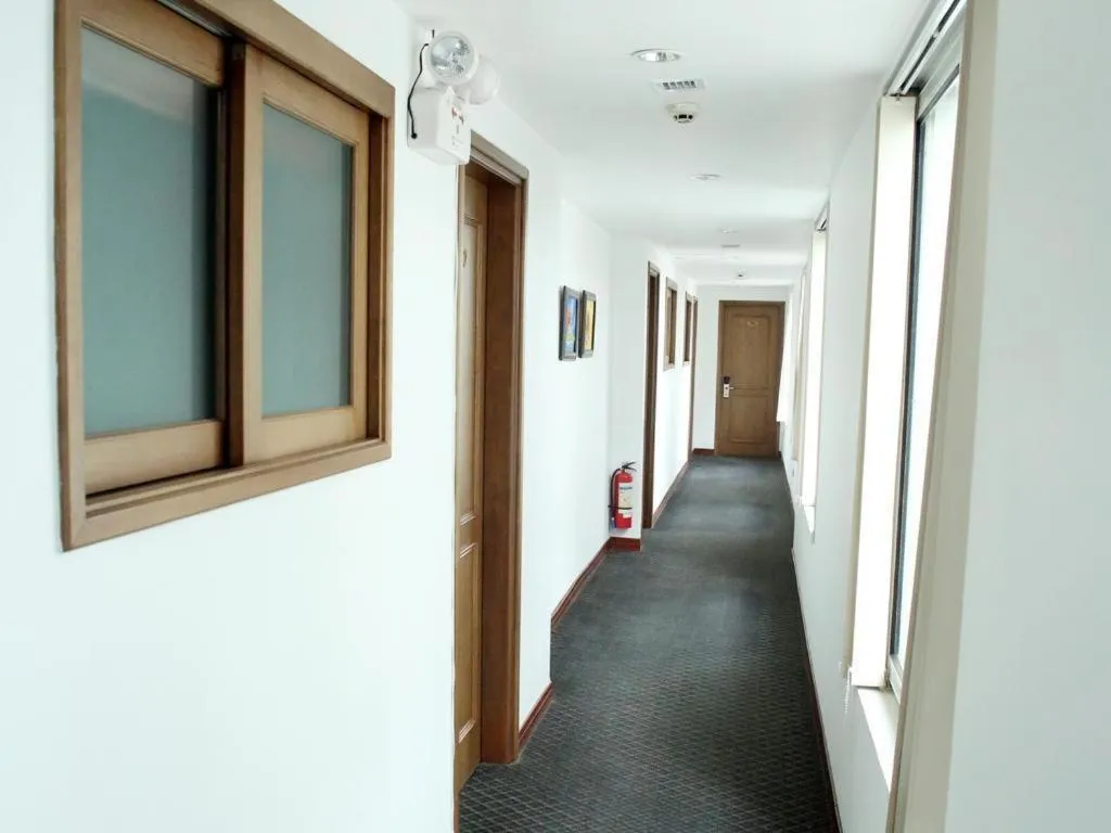 Lenid De Ho Guom Hotel