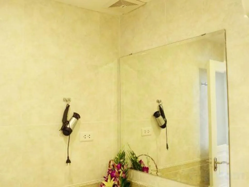 Lenid De Ho Guom Hotel