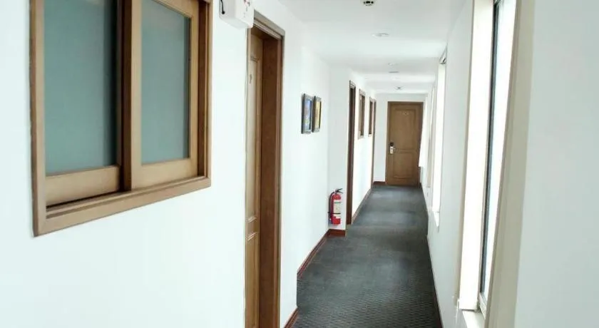 Lenid De Ho Guom Hotel