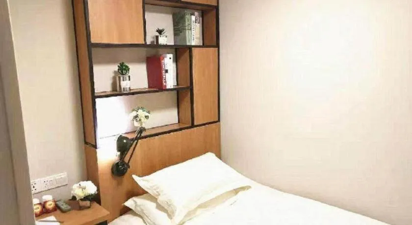 Bed in Jinjiang Inn Style Ningbo Railway Station