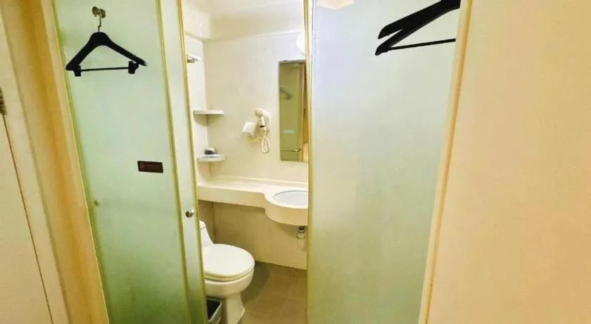 Jinjiang Inn Style Ningbo Railway Station