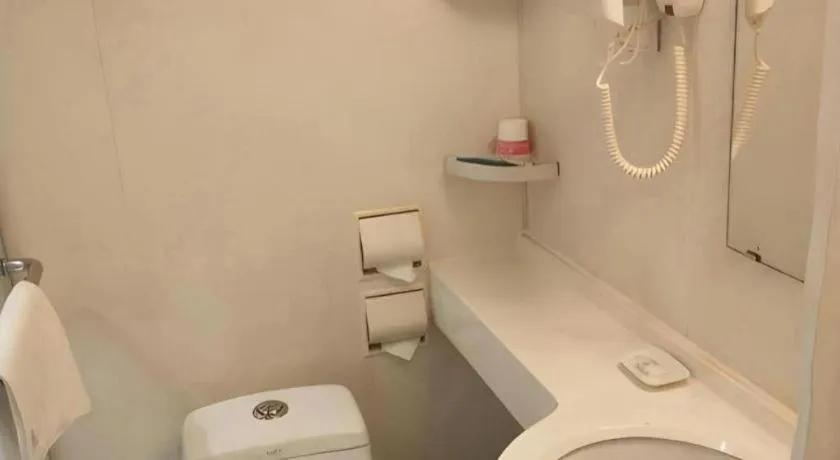 Jinjiang Inn Style Ningbo Railway Station