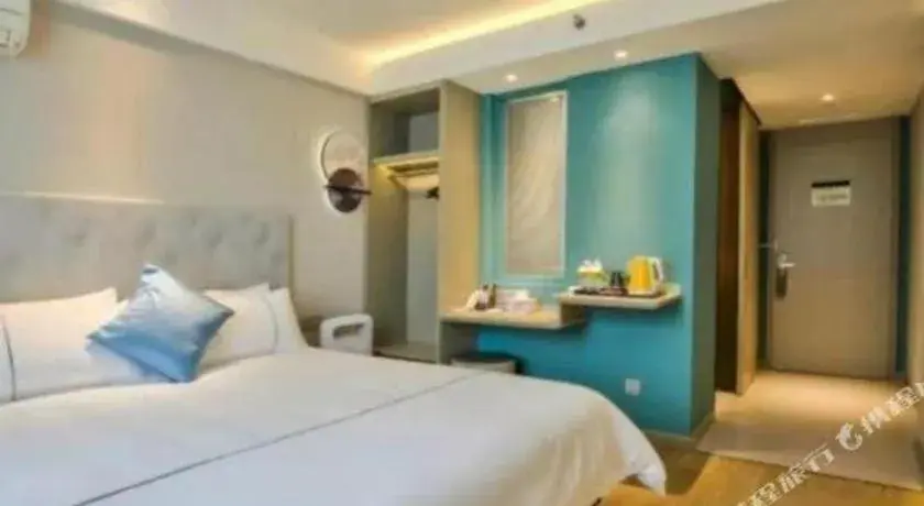 Bed in Jinjiang Inn Style Ningbo Railway Station Bed in Jinjiang Inn Style Ningbo Railway Station