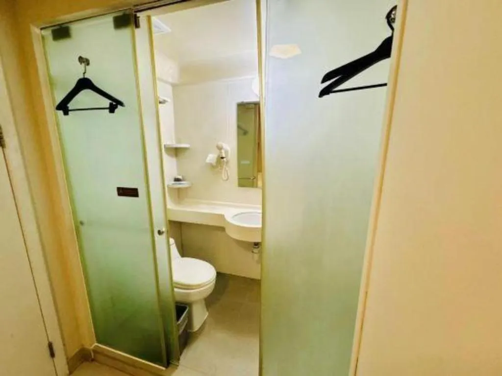 Jinjiang Inn Style Ningbo Railway Station