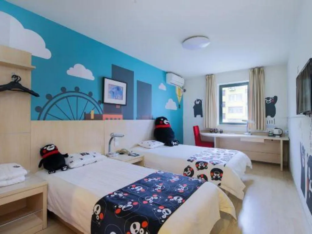 Bed in Jinjiang Inn Qingdao Hangzhou Rd.