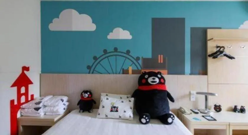 Bed in Jinjiang Inn Qingdao Hangzhou Rd.