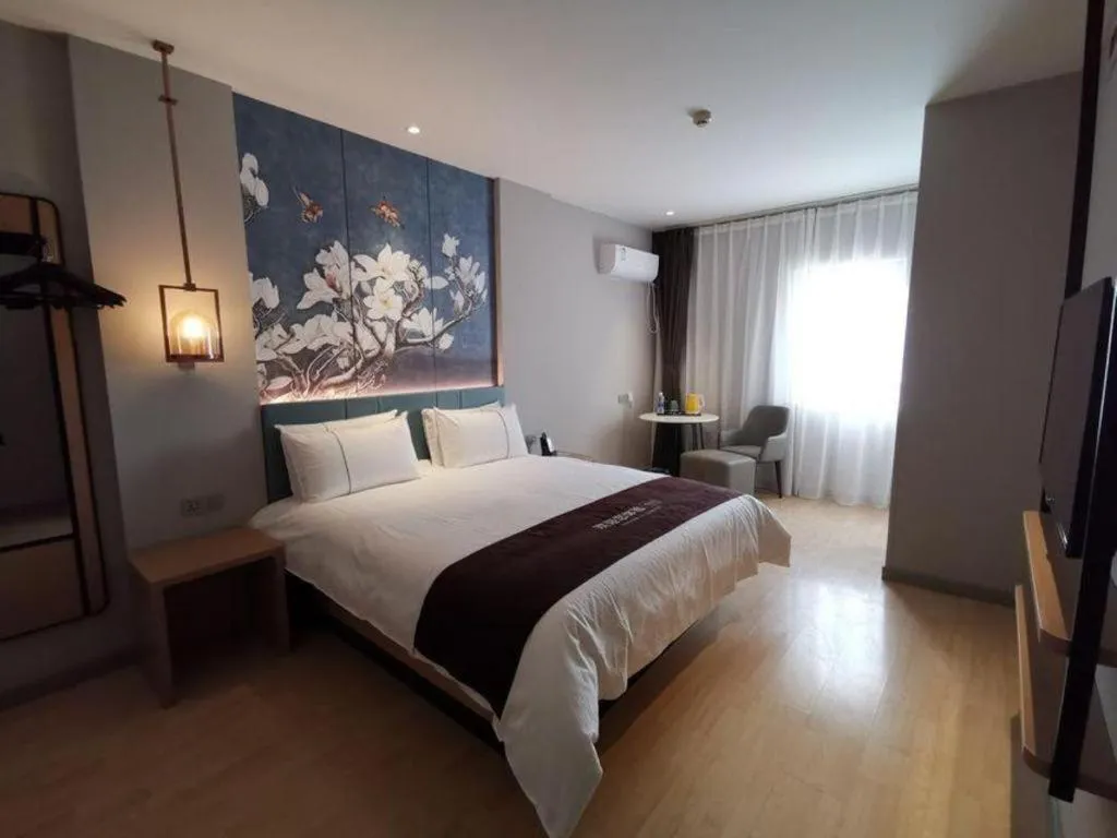 Bed in Jinjiang Inn Tianjin Station Jinwan Square