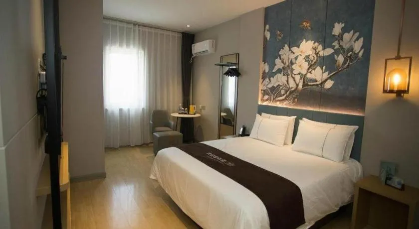 Bed in Jinjiang Inn Tianjin Station Jinwan Square