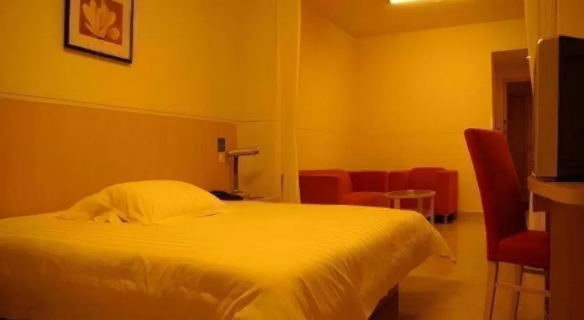 Bed in Jinjiang Inn Shanghai Songjiang University Town