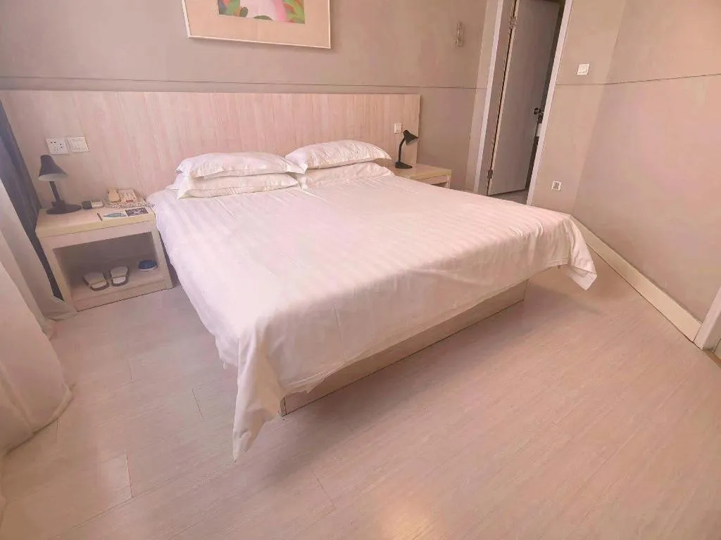 Bed in Jinjiang Inn Shanghai Songjiang University Town