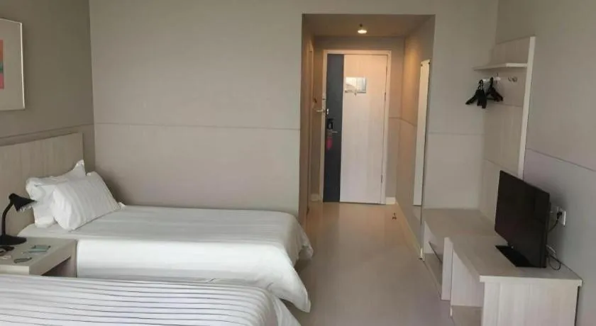 Bed in Jinjiang Inn Shanghai Songjiang University Town