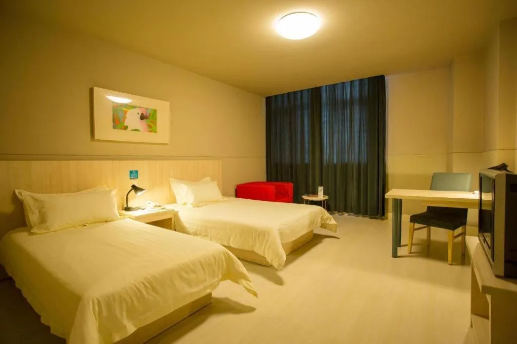 Bed in Jinjiang Inn Shanghai Songjiang University Town