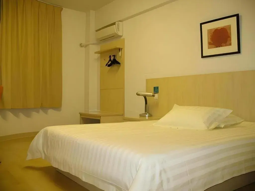 Bed in Jinjiang Inn Shanghai Songjiang University Town Bed in Jinjiang Inn Shanghai Songjiang University Town