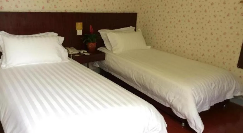 Bed in Jinjiang Inn Shanghai Songjiang University Town