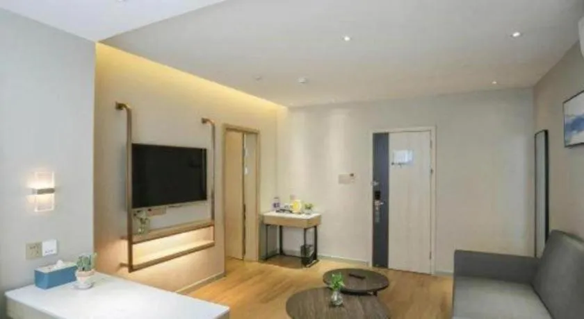 Bed in Jinjiang Inn Chengdu Kuanzhai Alley Jinxianqiao