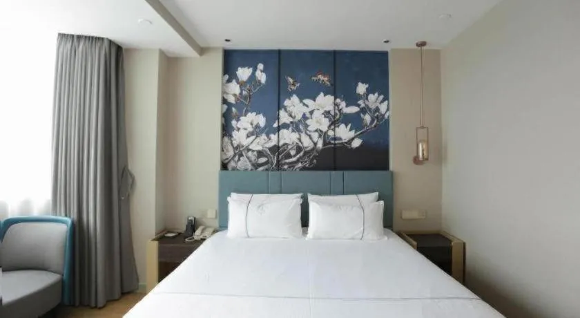 Bed in Jinjiang Inn Chengdu Kuanzhai Alley Jinxianqiao