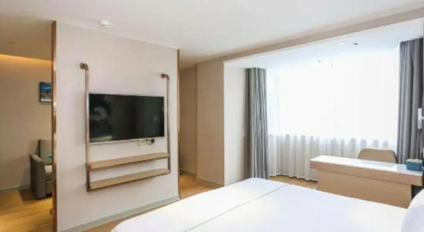 Bed in Jinjiang Inn Chengdu Kuanzhai Alley Jinxianqiao