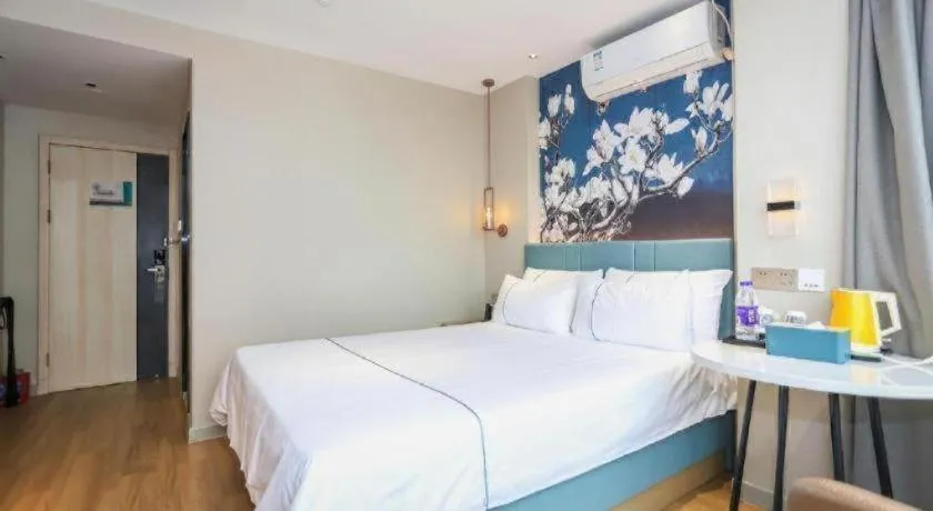 Bed in Jinjiang Inn Chengdu Kuanzhai Alley Jinxianqiao