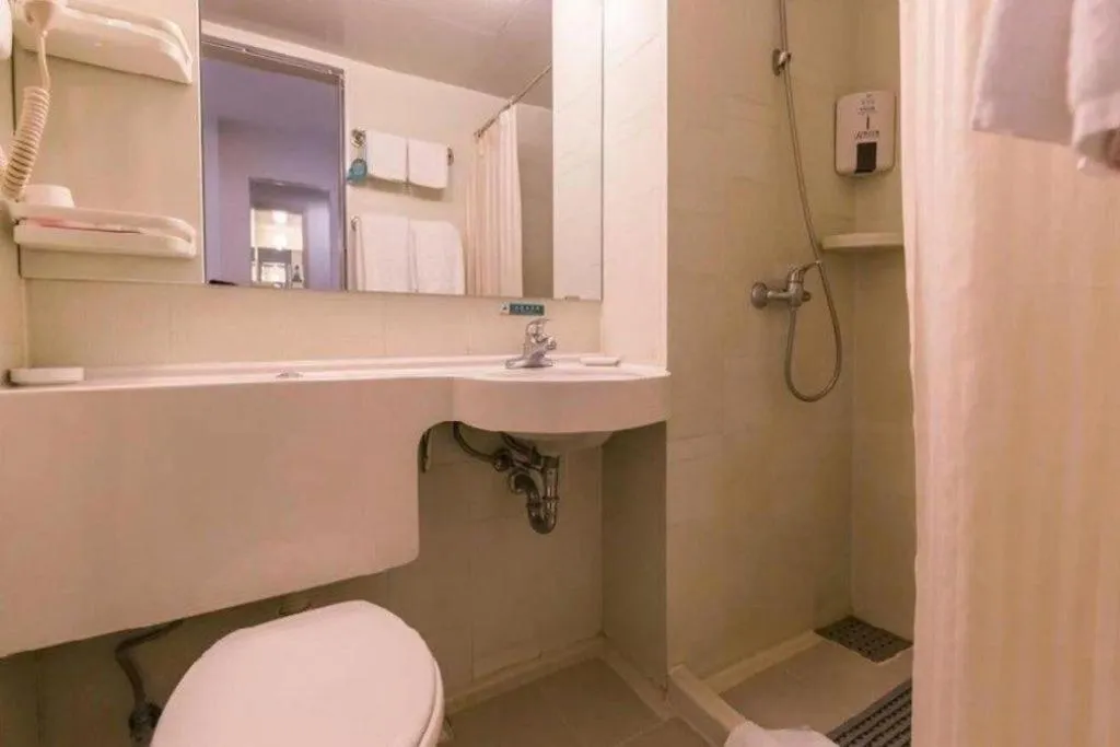 Jinjiang Inn Wuhan Hanjiang Road Metro Station Jiangtan Pedestrian Street