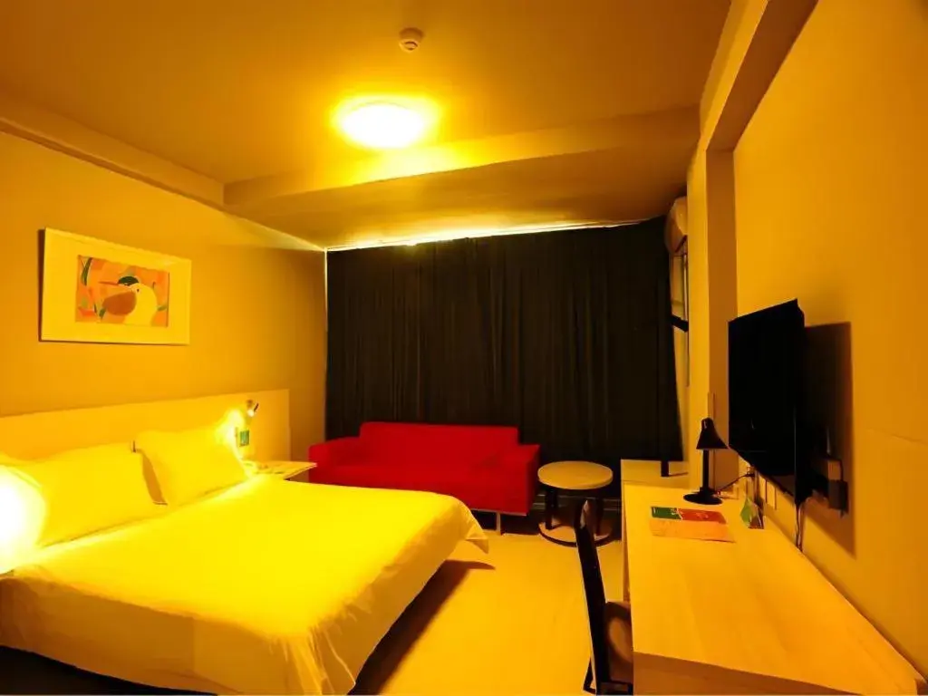 Bed in Jinjiang Inn JiNan Daminghu New Scenic Area Lishan Road Bed in Jinjiang Inn JiNan Daminghu New Scenic Area Lishan Road