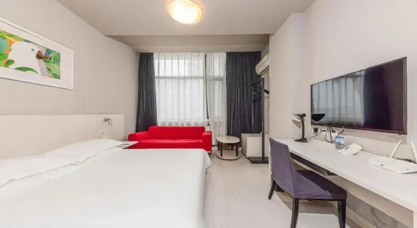 Bed in Jinjiang Inn JiNan Daminghu New Scenic Area Lishan Road Bed in Jinjiang Inn JiNan Daminghu New Scenic Area Lishan Road