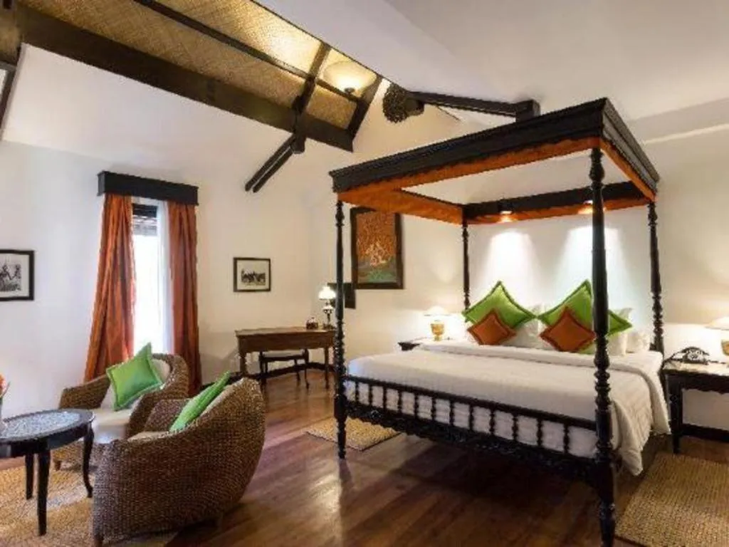 Bed in Angkor Village Resort & Spa