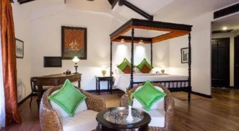 Bed in Angkor Village Resort & Spa