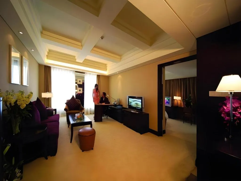 New Century Hangzhou Grand Hotel