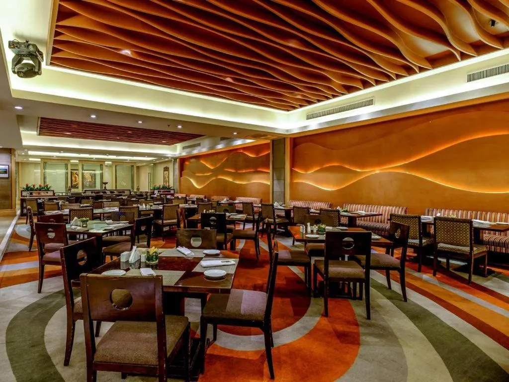 New Century Hangzhou Grand Hotel