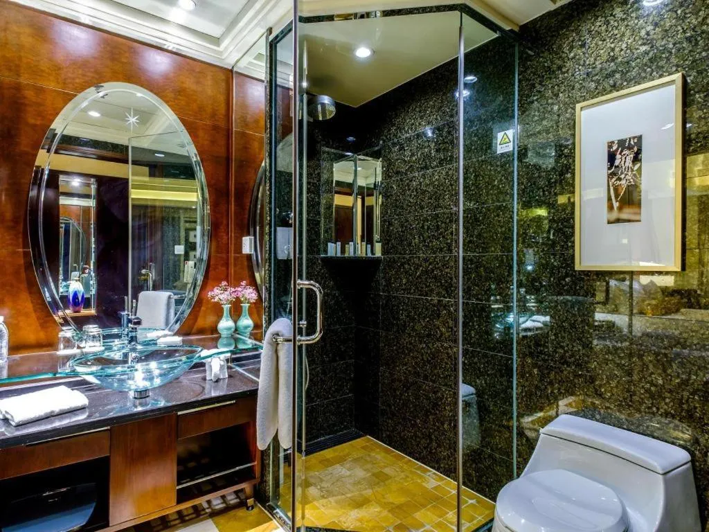 New Century Hangzhou Grand Hotel