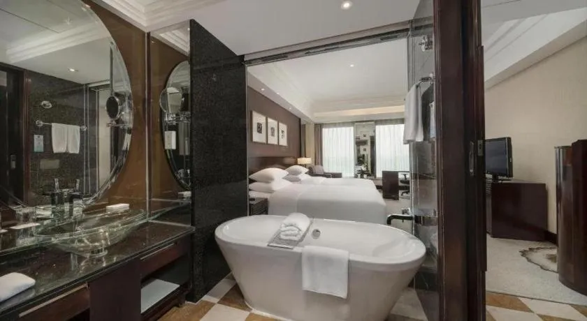 New Century Hangzhou Grand Hotel