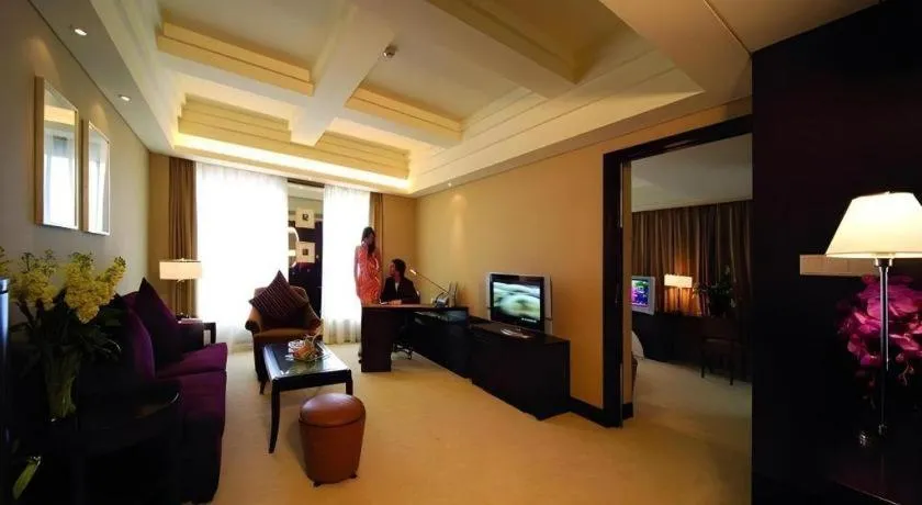 New Century Hangzhou Grand Hotel