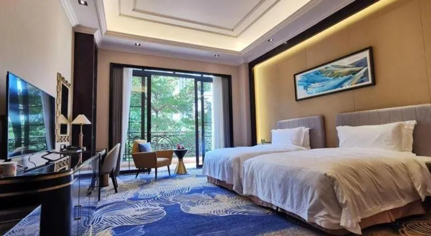 Bed in Chateau StarRiver Guangzhou Peninsula