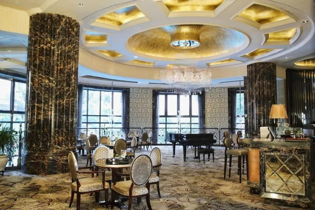 Chateau StarRiver Guangzhou Peninsula