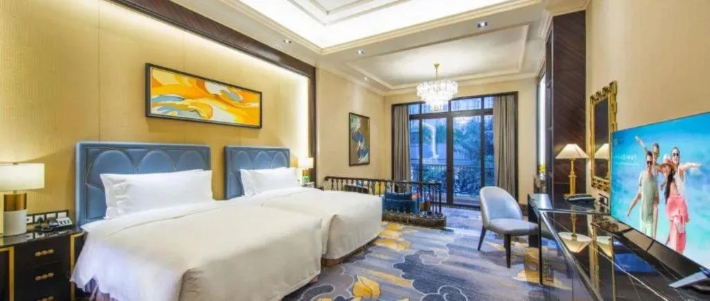 Bed in Chateau StarRiver Guangzhou Peninsula