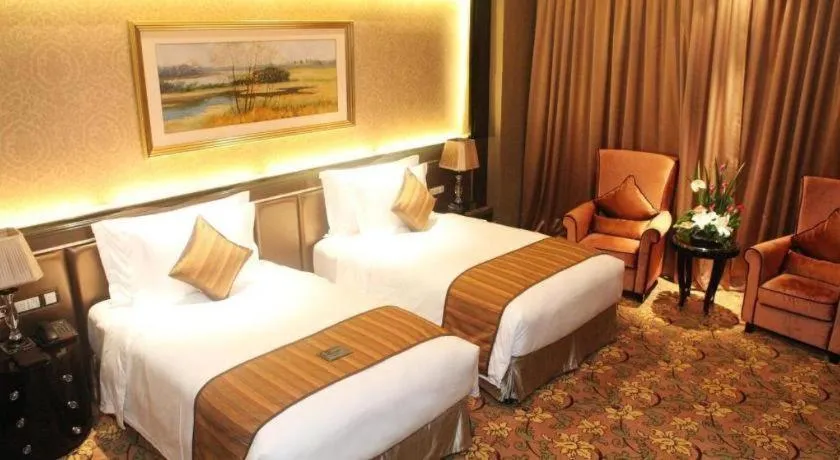 Bed in Chateau StarRiver Guangzhou Peninsula