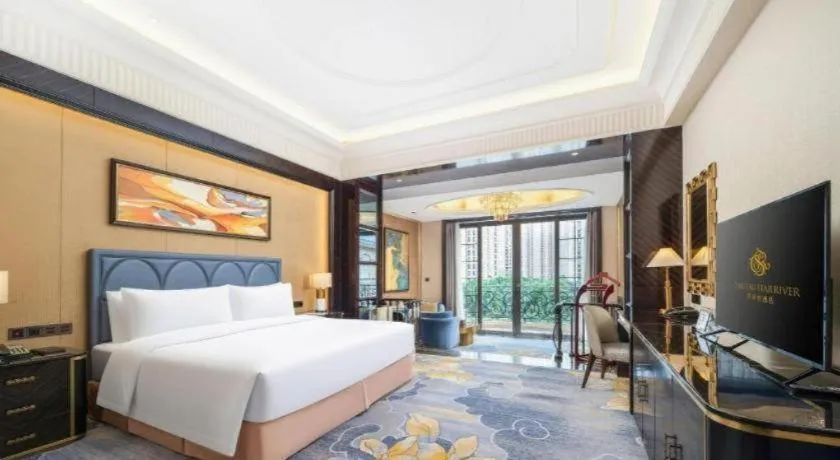Bed in Chateau StarRiver Guangzhou Peninsula