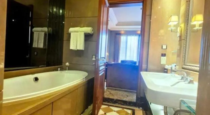 Chateau StarRiver Guangzhou Peninsula