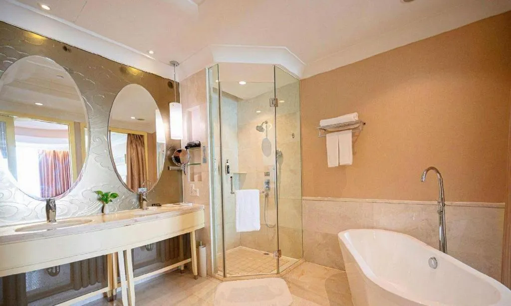 New Century Grand Changchun Hotel