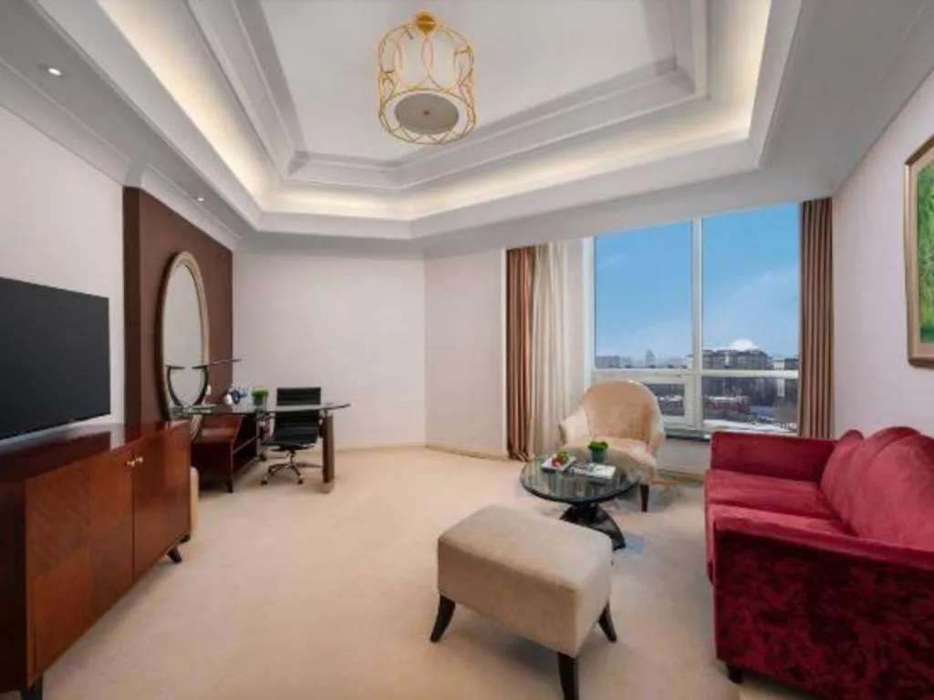 New Century Grand Changchun Hotel