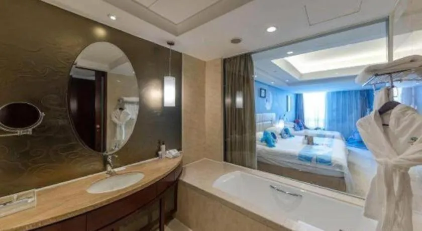 New Century Grand Changchun Hotel