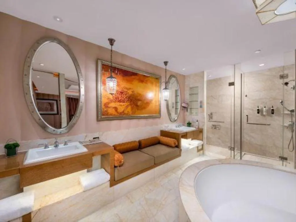 New Century Grand Changchun Hotel