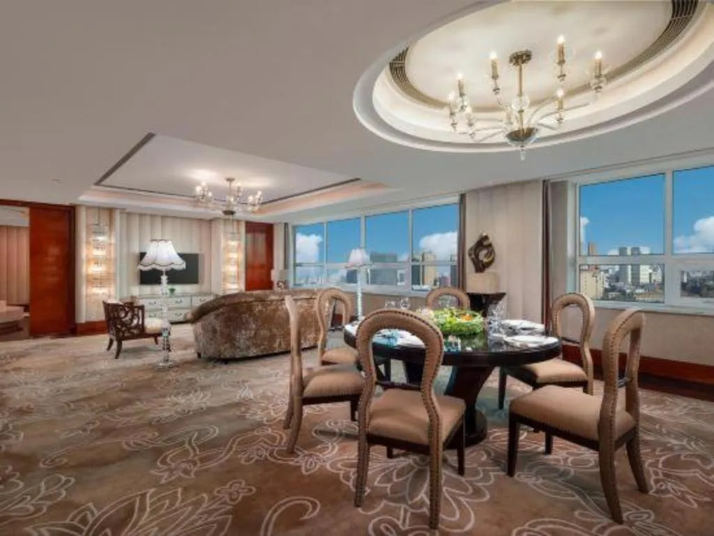 New Century Grand Changchun Hotel