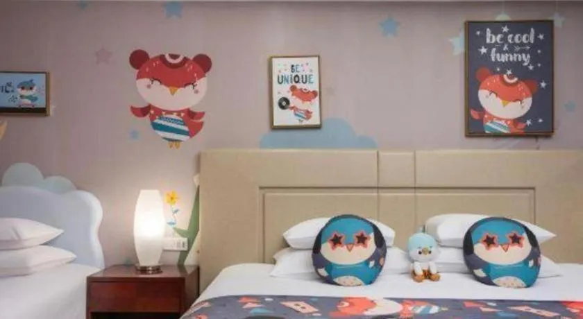 Bed in New Century Grand Changchun Hotel