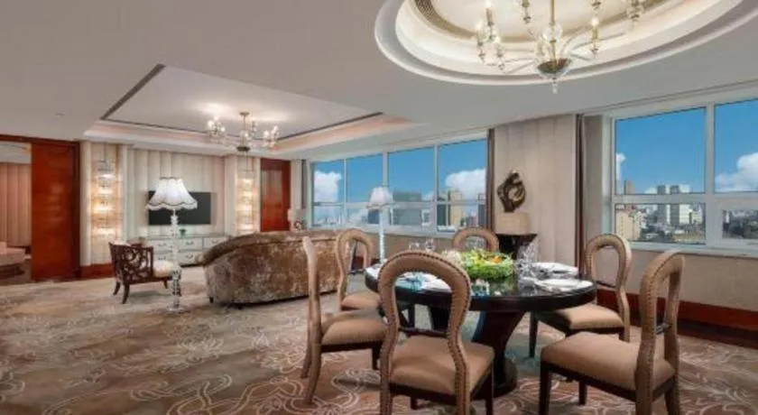 New Century Grand Changchun Hotel