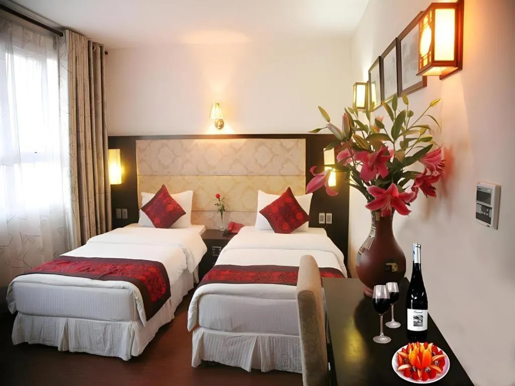 Bed in New Moon Hotel