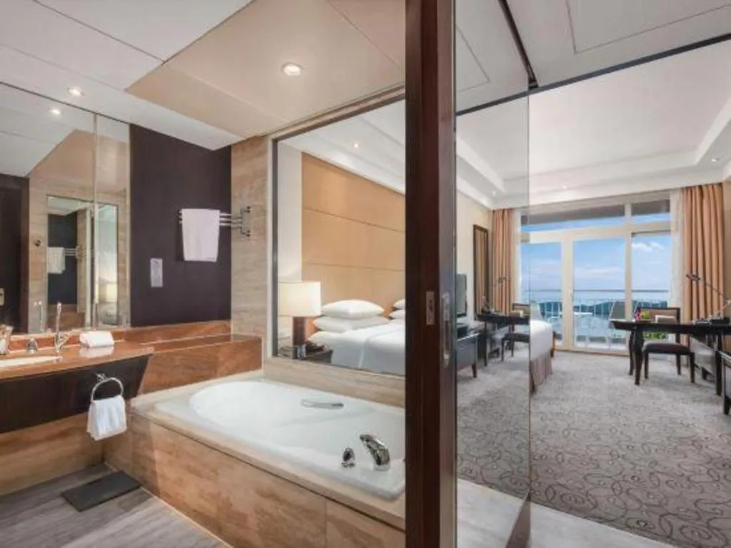 Bed in New Century Grand Hotel Xuzhou